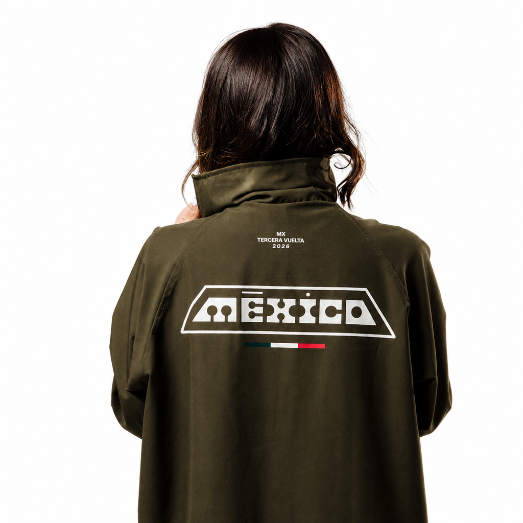 Impermeable "Tierra de Juego"